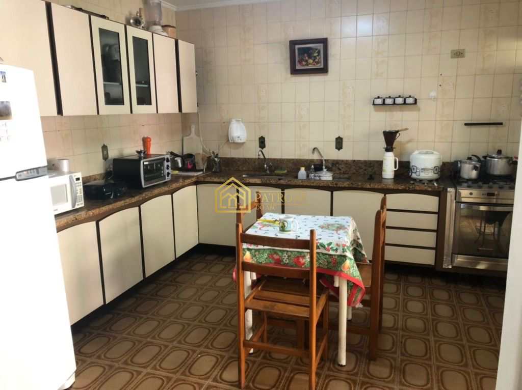 Sobrado à venda com 4 quartos, 232m² - Foto 3