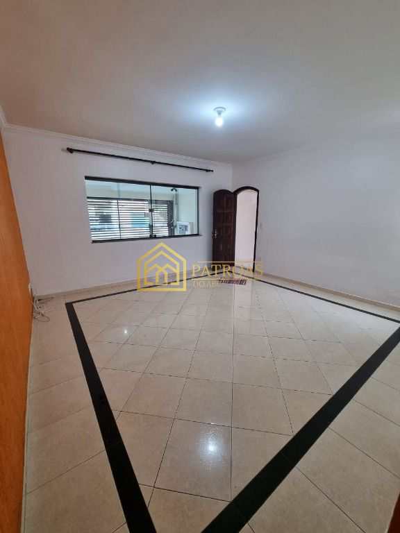 Sobrado à venda com 3 quartos, 175m² - Foto 1