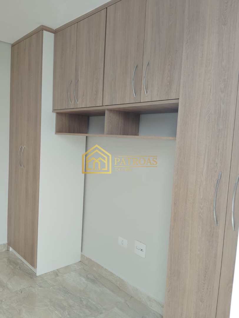 Apartamento à venda com 2 quartos, 56m² - Foto 15