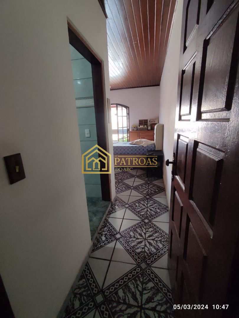 Sobrado à venda com 3 quartos, 298m² - Foto 31