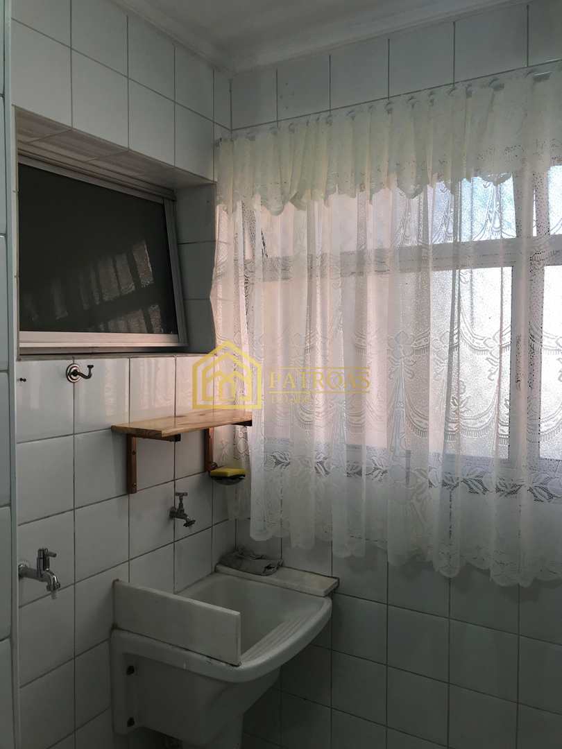 Apartamento à venda com 2 quartos, 61m² - Foto 8