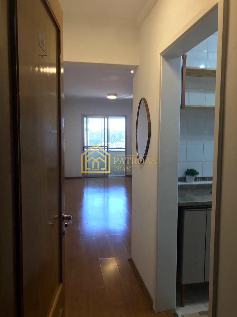 Apartamento à venda com 2 quartos, 61m² - Foto 4