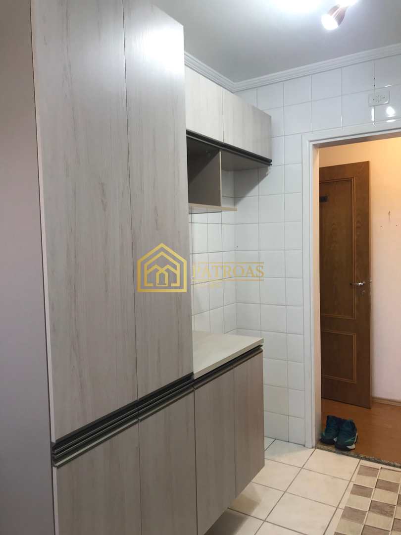 Apartamento à venda com 2 quartos, 61m² - Foto 7