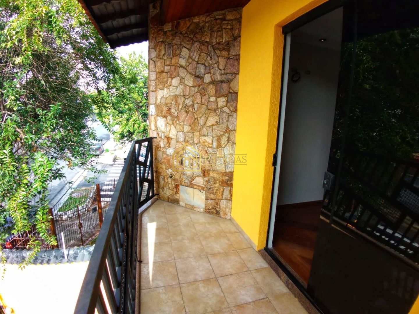 Sobrado à venda com 3 quartos, 263m² - Foto 2