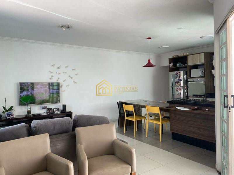 Casa à venda com 2 quartos, 185m² - Foto 10