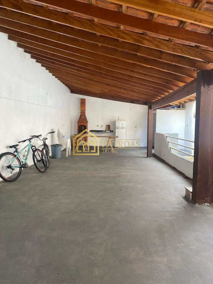 Casa à venda com 2 quartos, 185m² - Foto 17