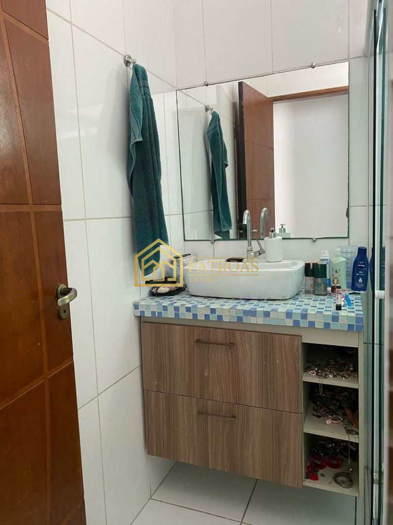 Casa à venda com 2 quartos, 185m² - Foto 25