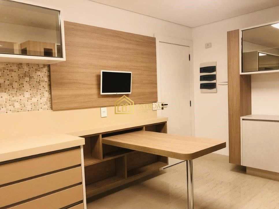 Apartamento à venda com 3 quartos, 158m² - Foto 5