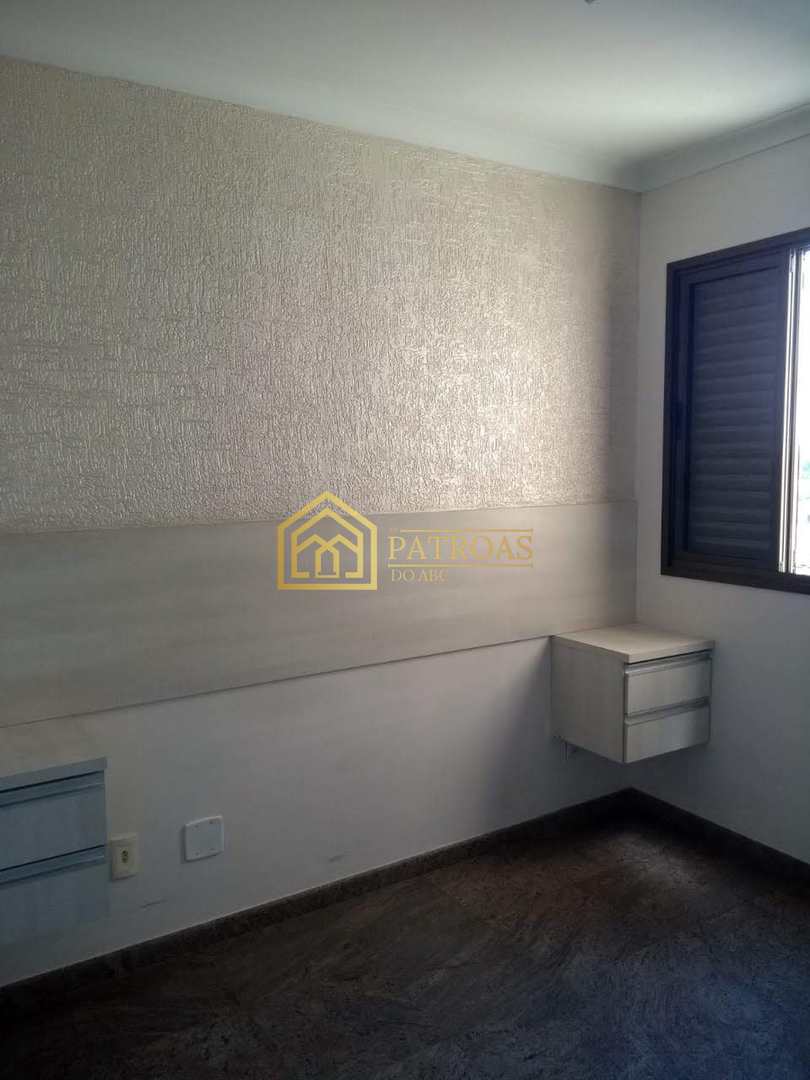 Apartamento à venda com 2 quartos, 70m² - Foto 17