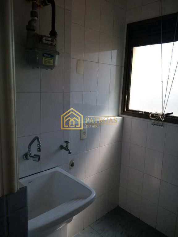 Apartamento à venda com 2 quartos, 70m² - Foto 4