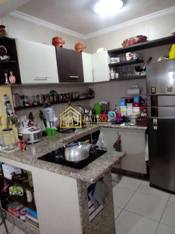 Sobrado à venda com 3 quartos, 150m² - Foto 3