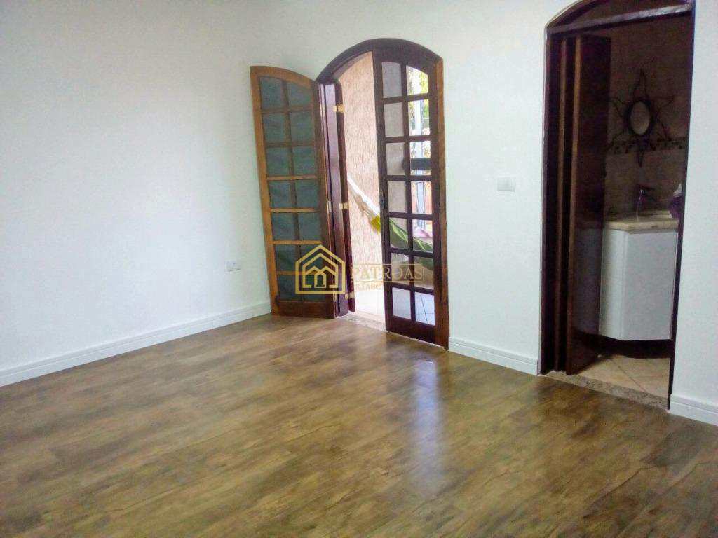 Sobrado à venda com 4 quartos, 180m² - Foto 17