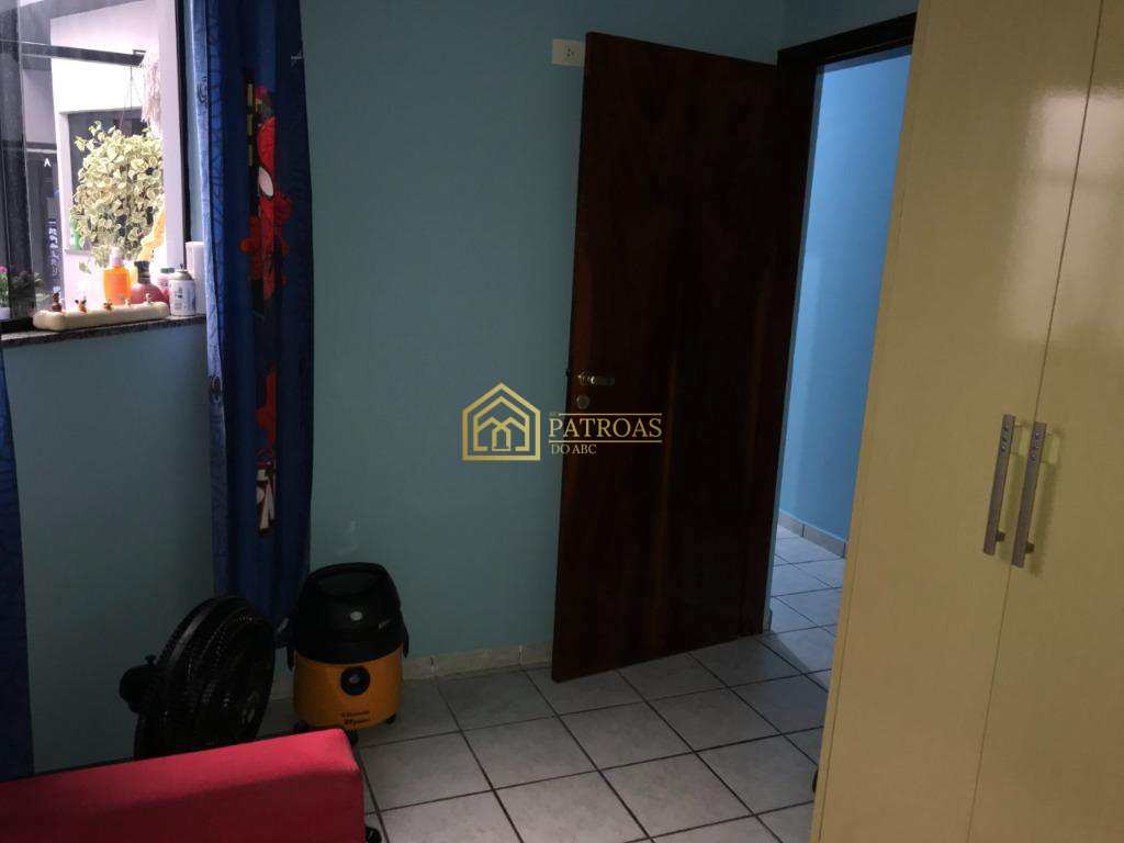 Sobrado à venda com 3 quartos, 210m² - Foto 11