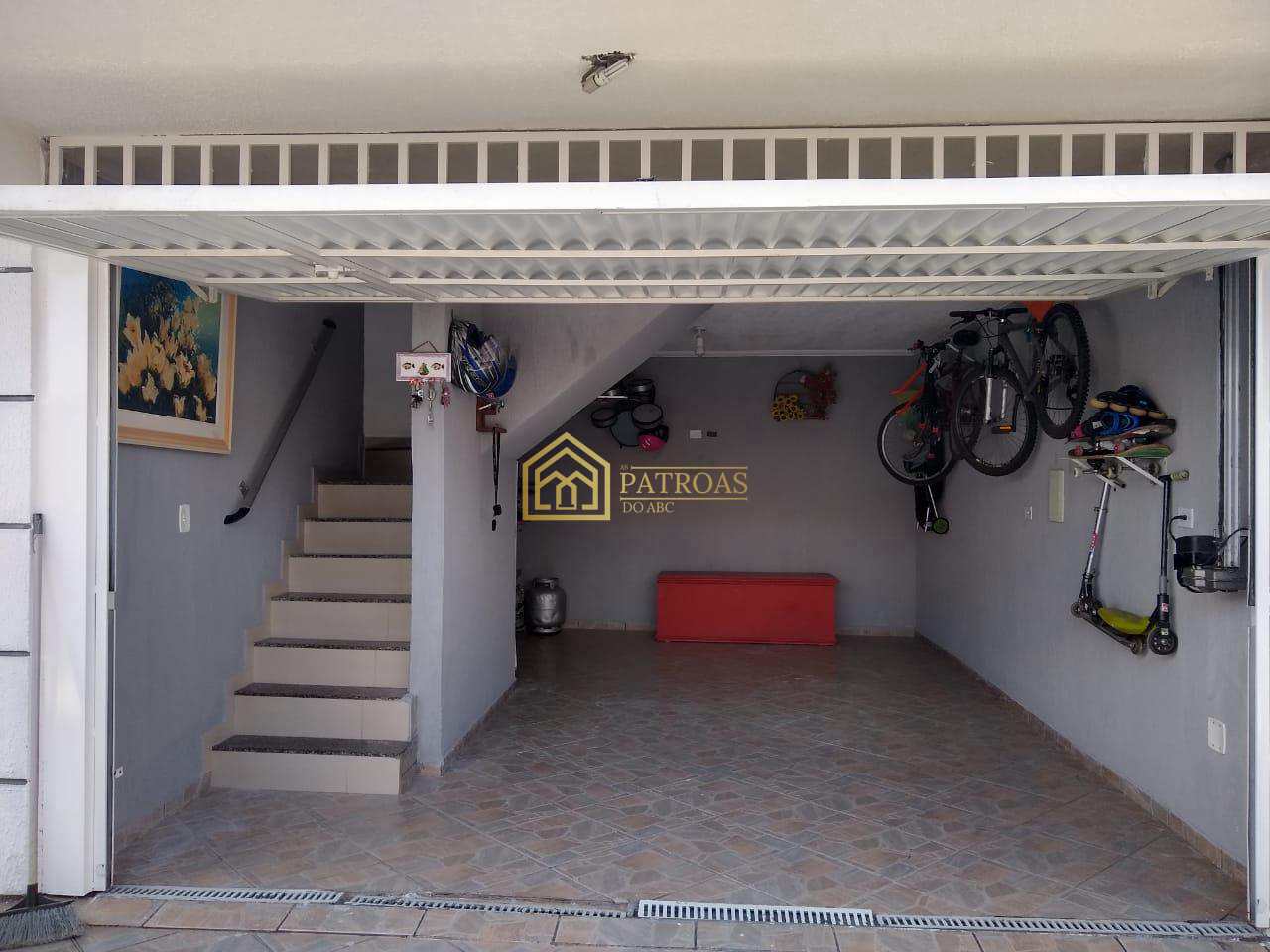 Sobrado à venda com 2 quartos, 92m² - Foto 1