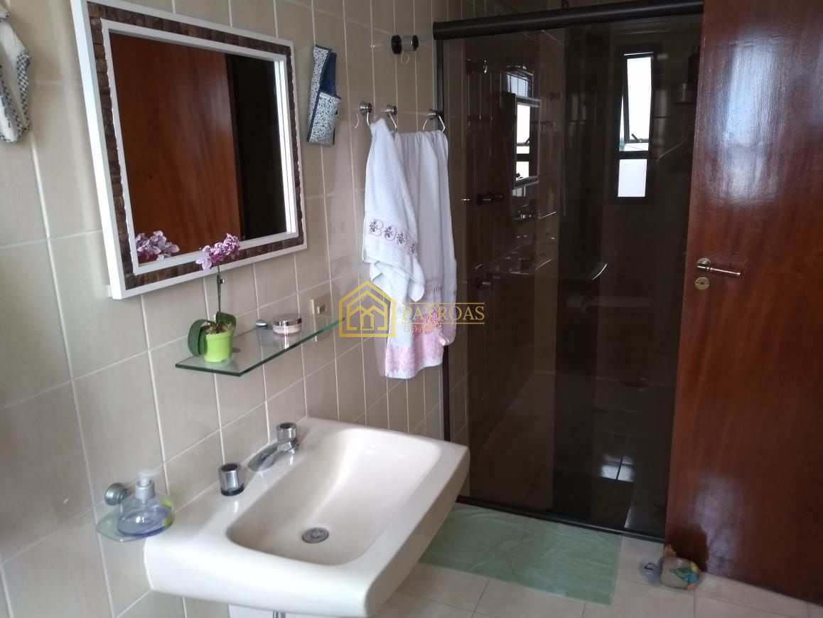 Apartamento à venda com 3 quartos, 140m² - Foto 26