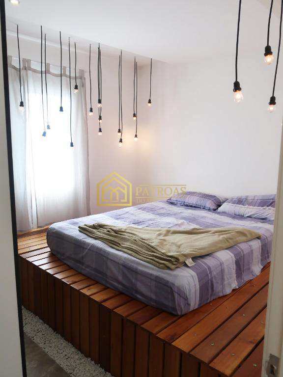 Apartamento à venda com 2 quartos, 64m² - Foto 9