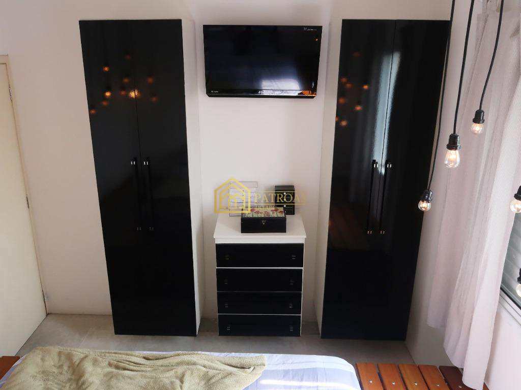 Apartamento à venda com 2 quartos, 64m² - Foto 10