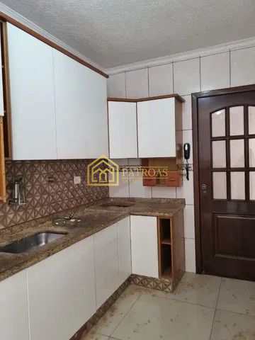 Apartamento à venda com 2 quartos, 70m² - Foto 2