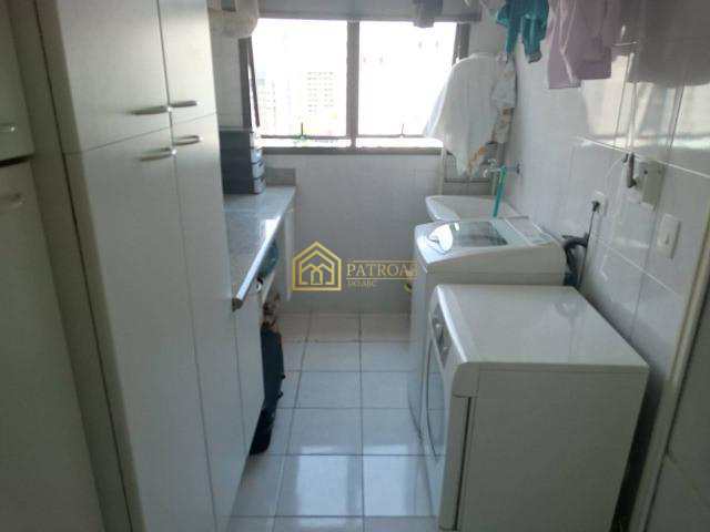 Apartamento à venda com 3 quartos, 162m² - Foto 3