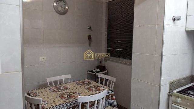 Apartamento à venda com 3 quartos, 162m² - Foto 2