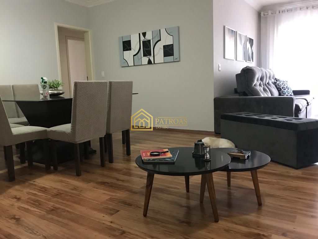 Apartamento à venda com 3 quartos, 130m² - Foto 4