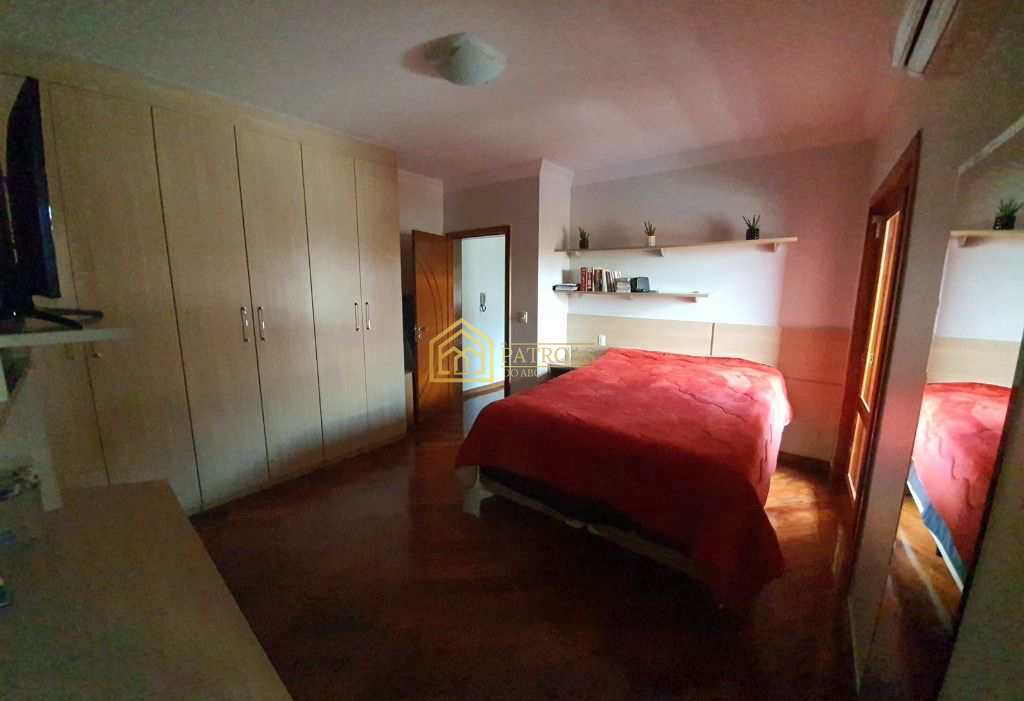 Sobrado à venda com 4 quartos, 450m² - Foto 26