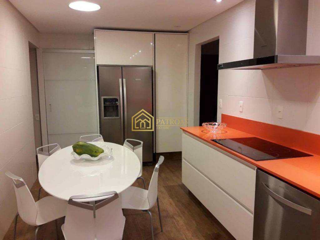 Apartamento à venda com 3 quartos, 244m² - Foto 3