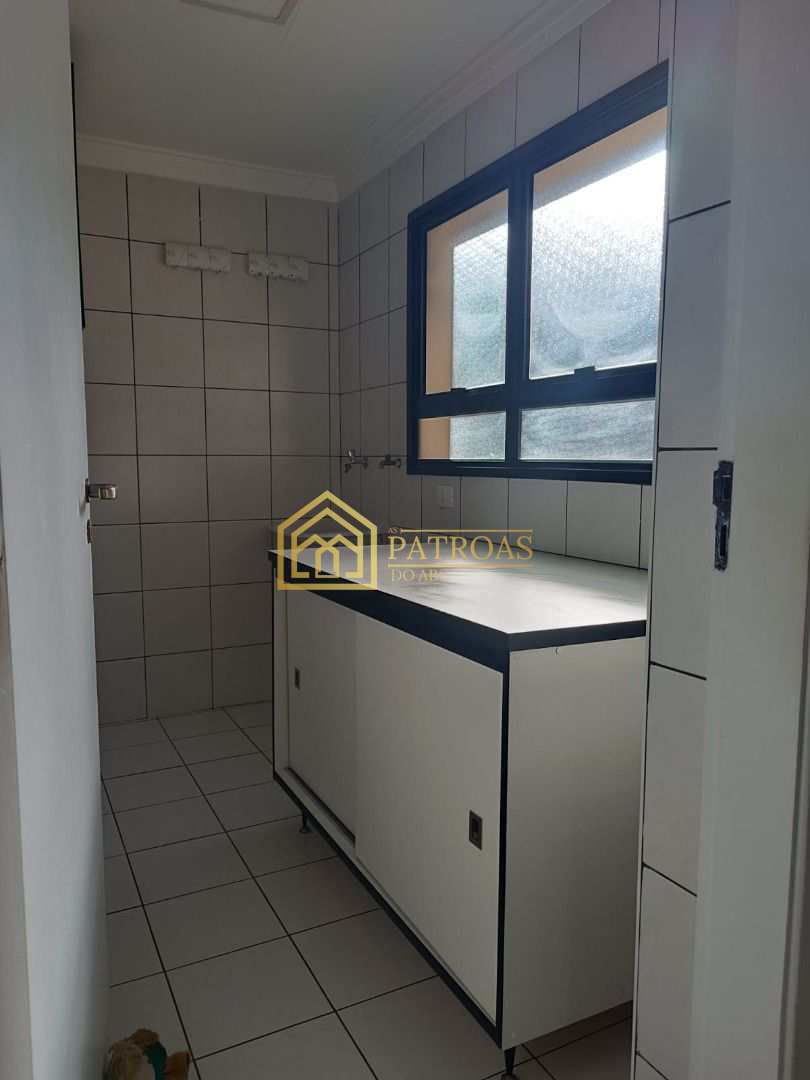 Apartamento à venda com 3 quartos, 98m² - Foto 10