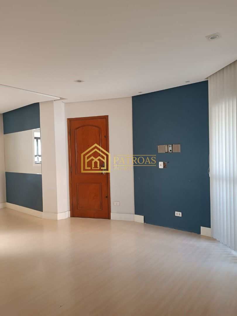 Apartamento à venda com 3 quartos, 98m² - Foto 2