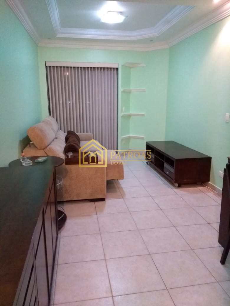 Apartamento à venda com 2 quartos, 68m² - Foto 2