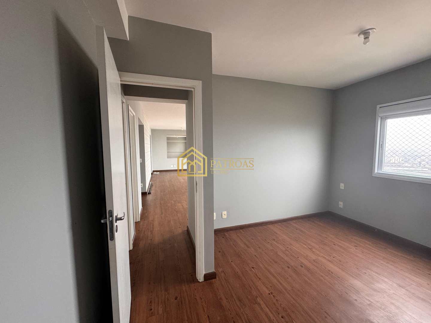 Apartamento para alugar com 2 quartos, 107m² - Foto 11