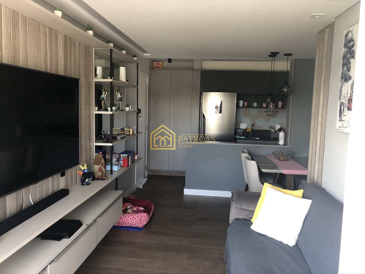 Apartamento à venda com 3 quartos, 58m² - Foto 3