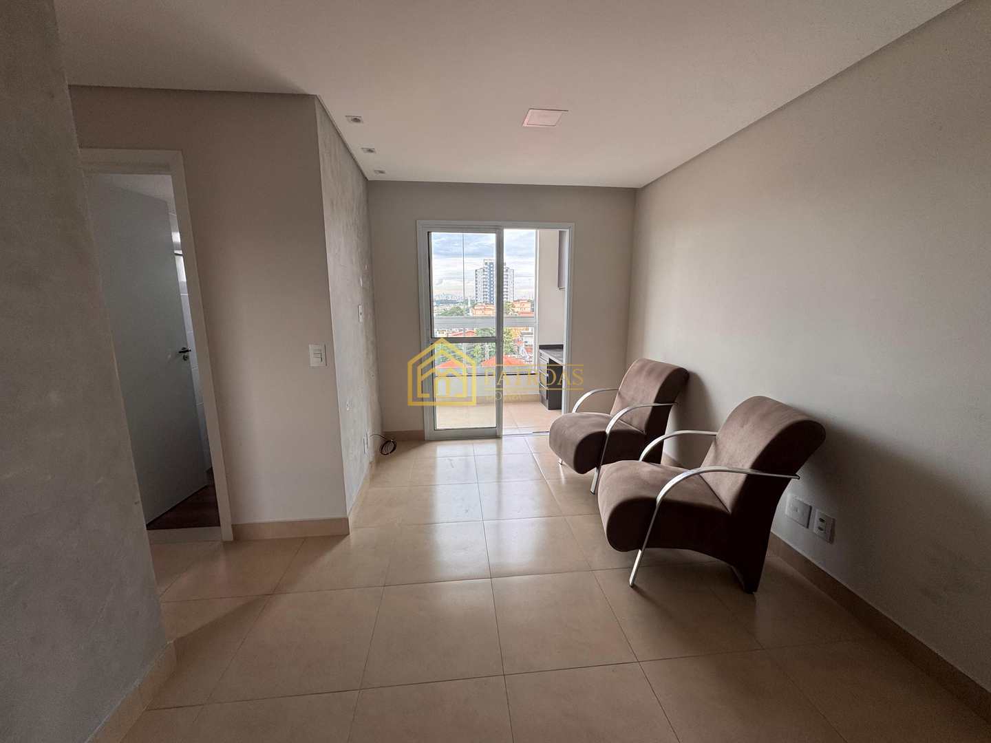 Apartamento à venda com 2 quartos, 55m² - Foto 3