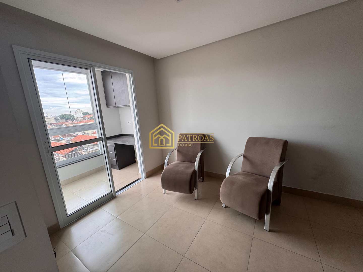 Apartamento à venda com 2 quartos, 55m² - Foto 4