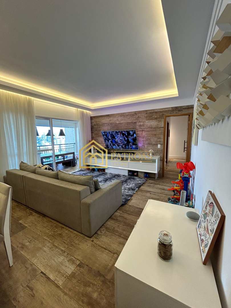 Apartamento à venda com 3 quartos, 116m² - Foto 1