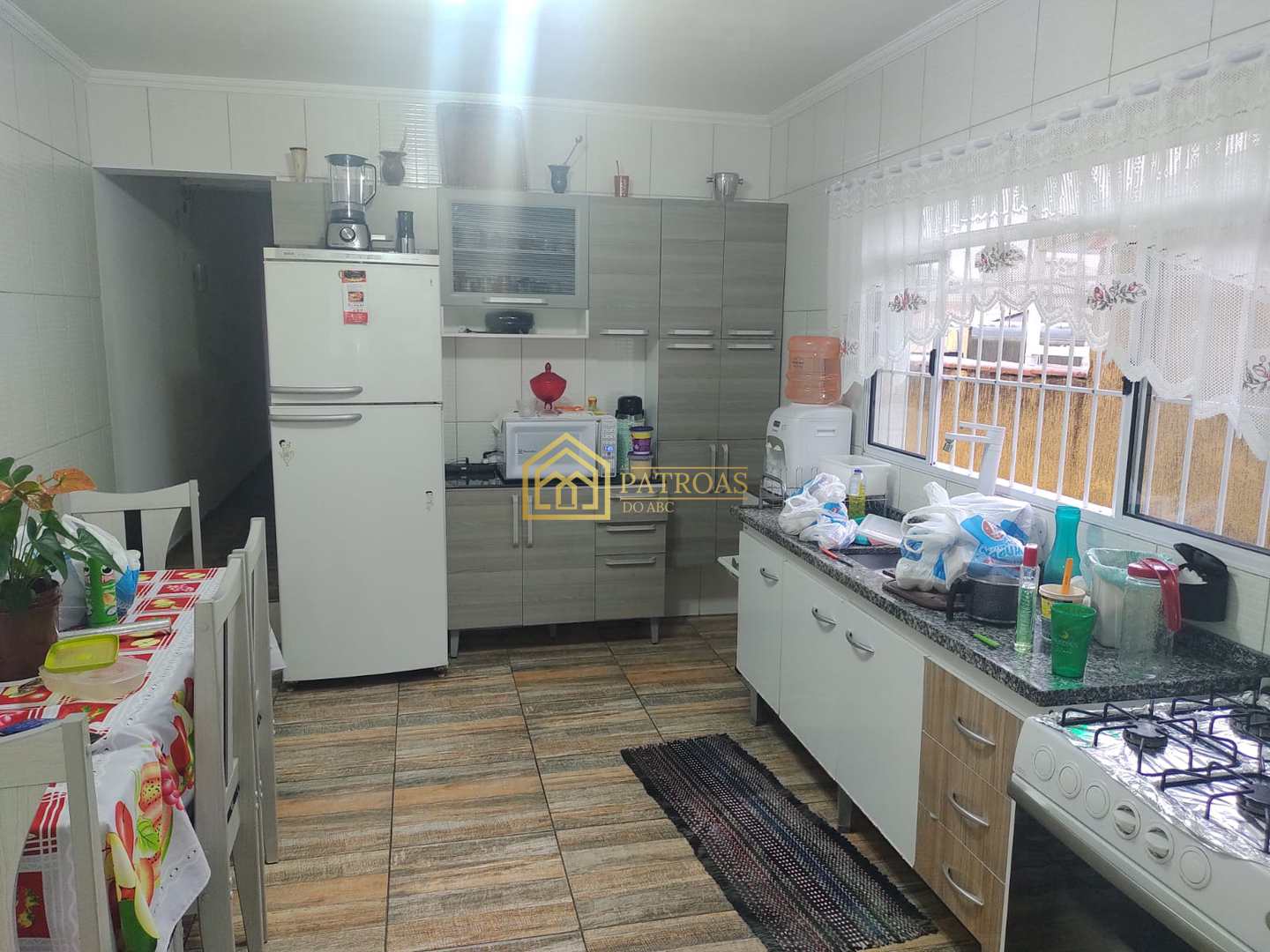 Sobrado à venda com 6 quartos, 150m² - Foto 4