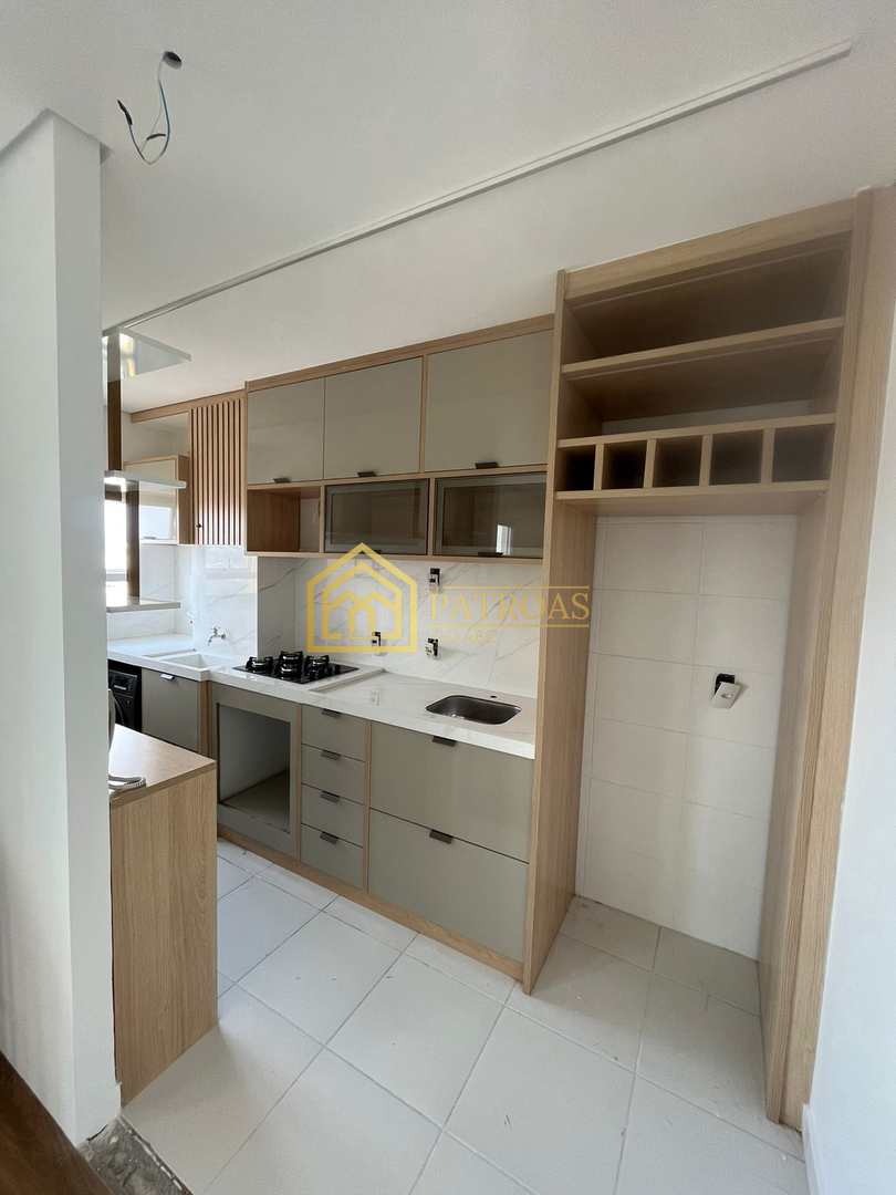 Apartamento à venda com 2 quartos, 59m² - Foto 4