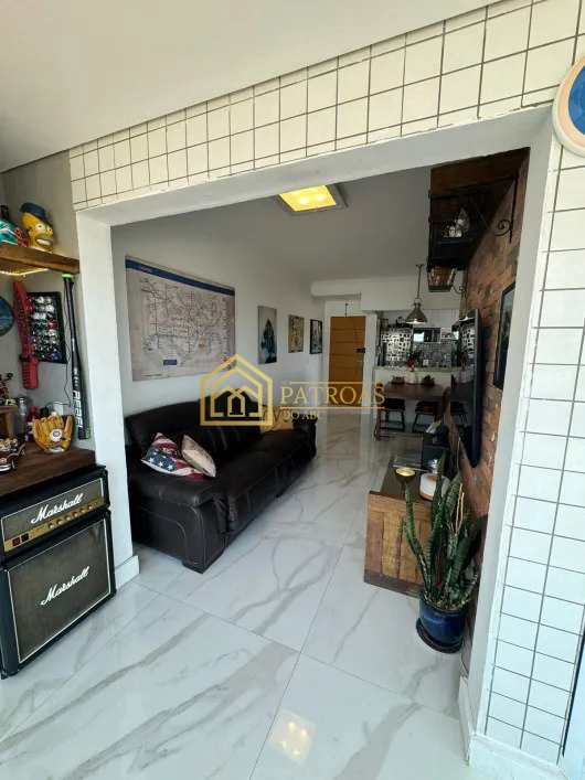 Apartamento à venda com 2 quartos, 70m² - Foto 12