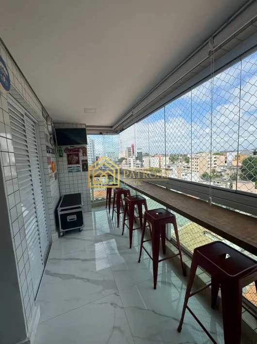 Apartamento à venda com 2 quartos, 70m² - Foto 4