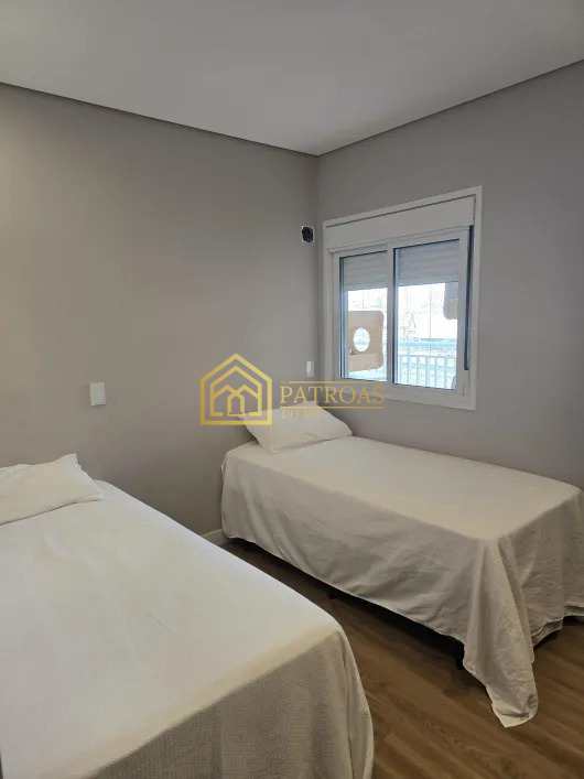 Apartamento à venda com 3 quartos, 151m² - Foto 11