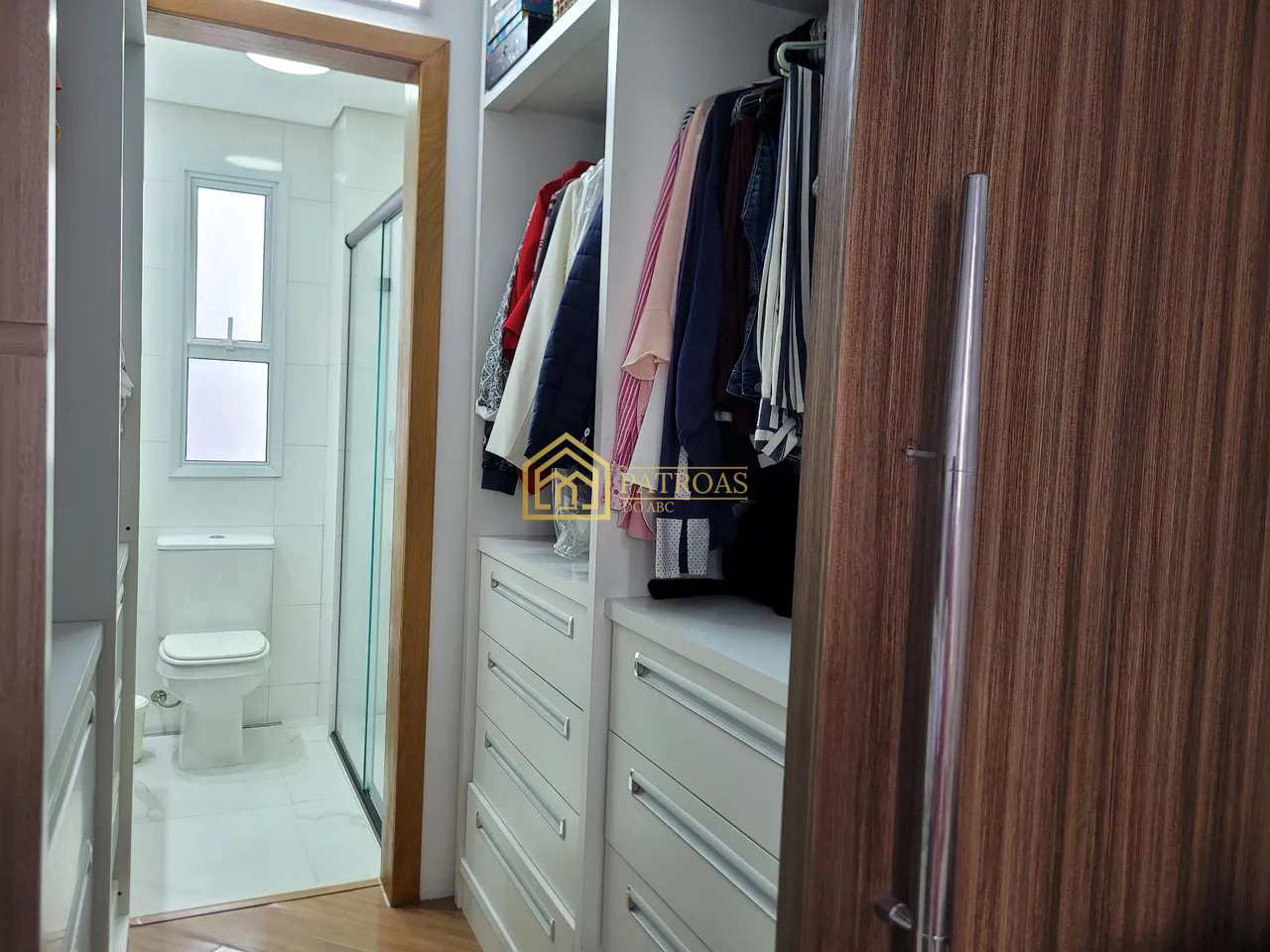 Apartamento à venda com 2 quartos, 70m² - Foto 17