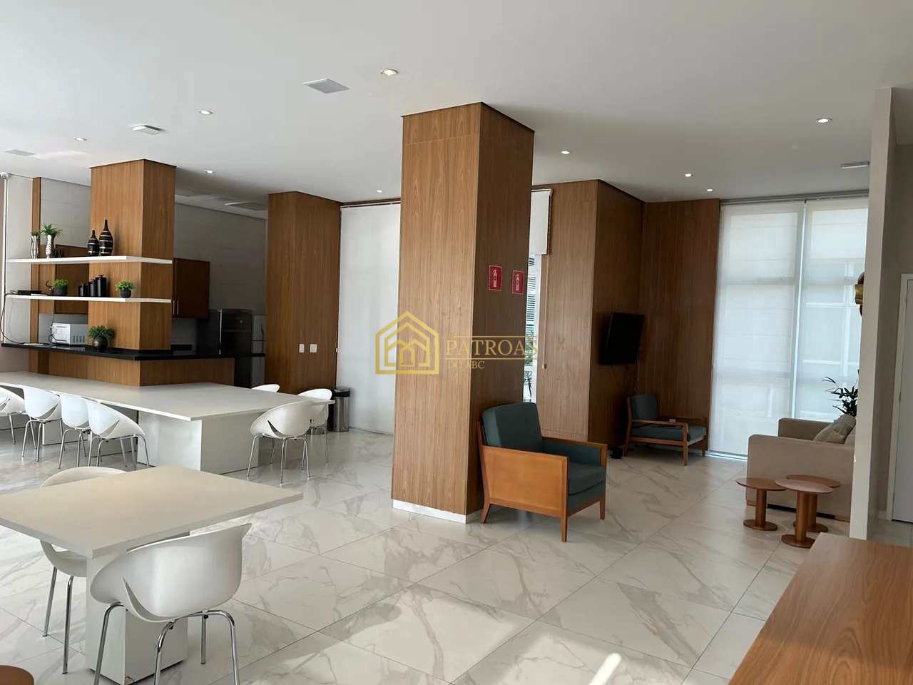 Apartamento à venda com 3 quartos, 93m² - Foto 12