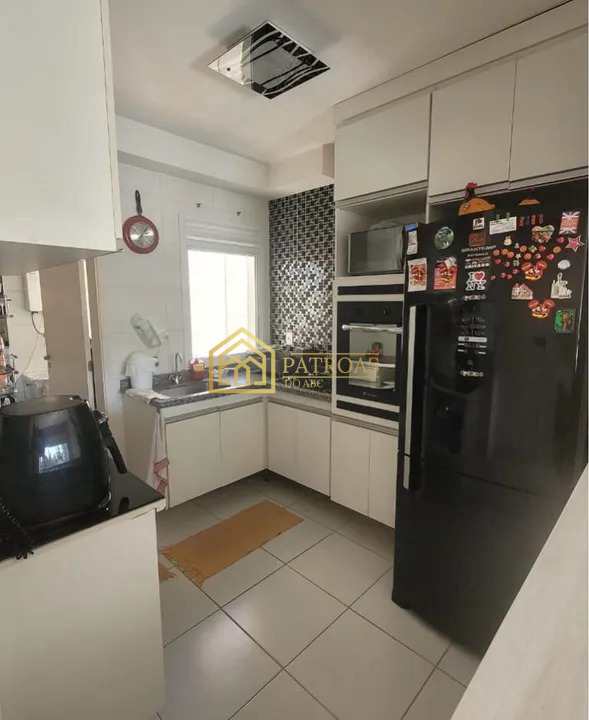 Apartamento à venda com 3 quartos, 93m² - Foto 3