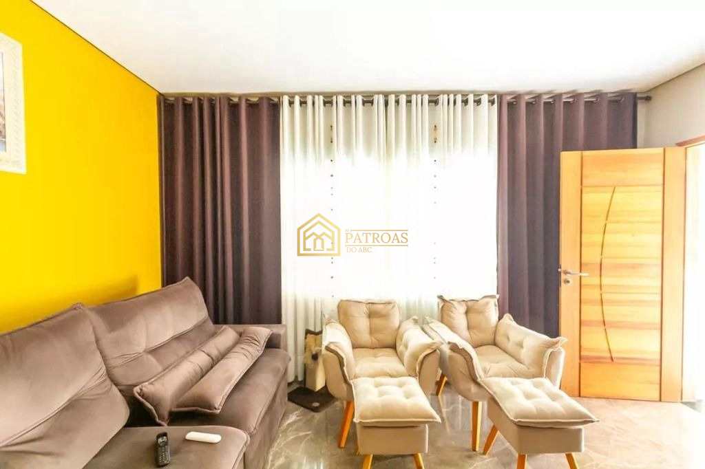 Sobrado à venda com 3 quartos, 210m² - Foto 1