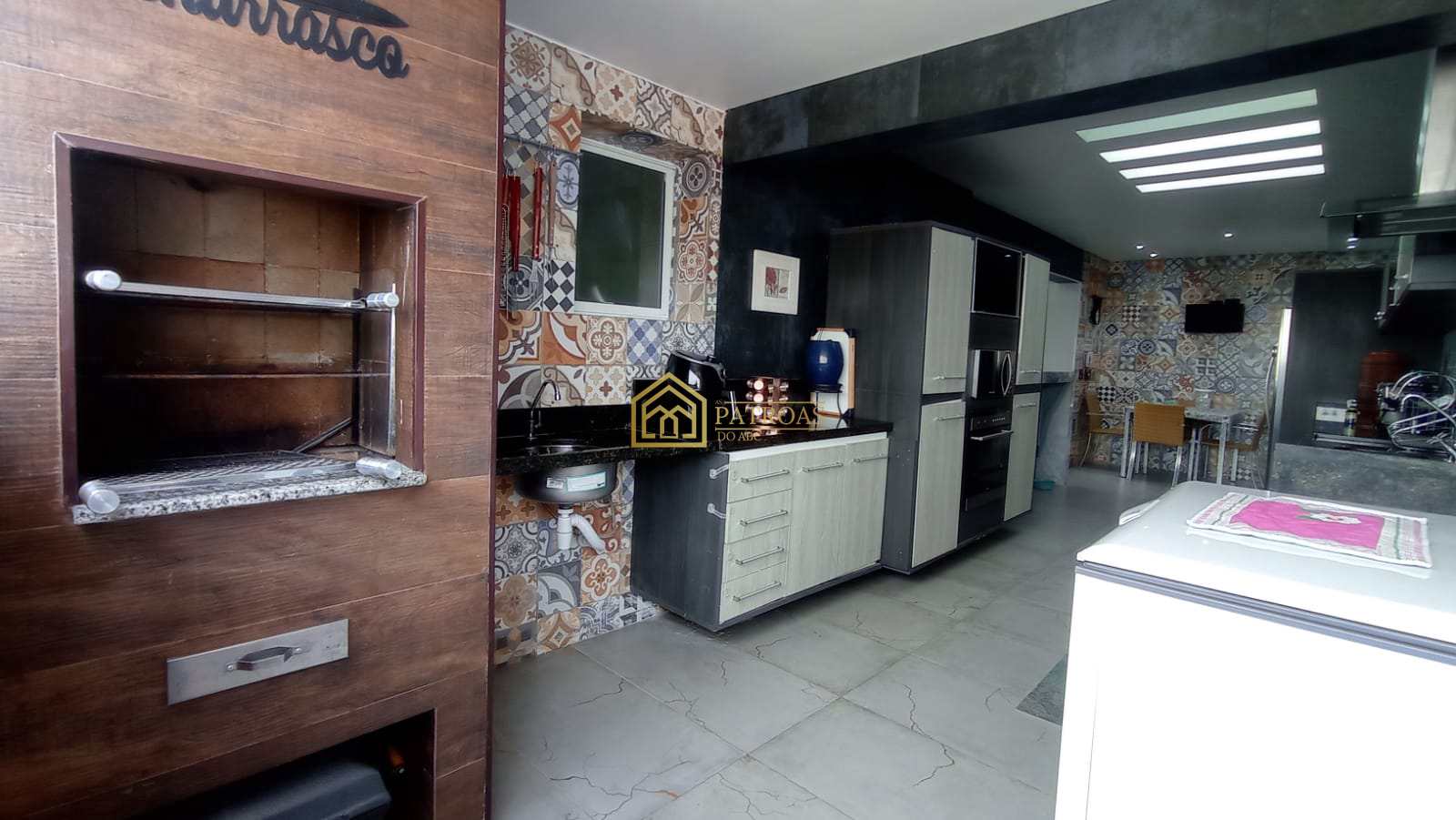 Apartamento à venda com 3 quartos, 158m² - Foto 13