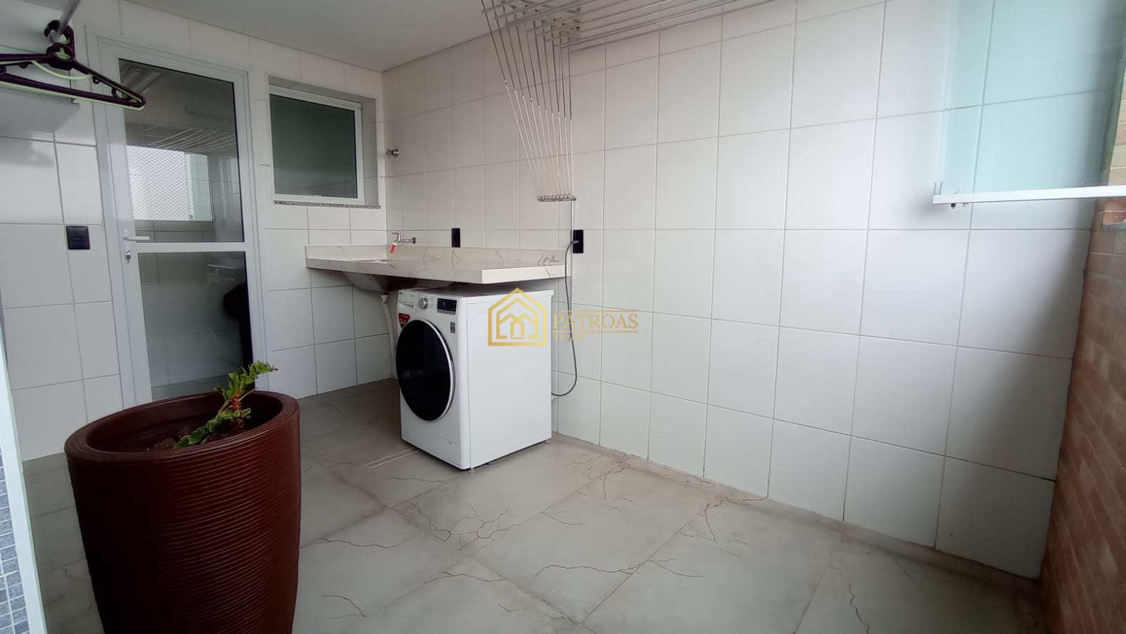 Apartamento à venda com 3 quartos, 158m² - Foto 17