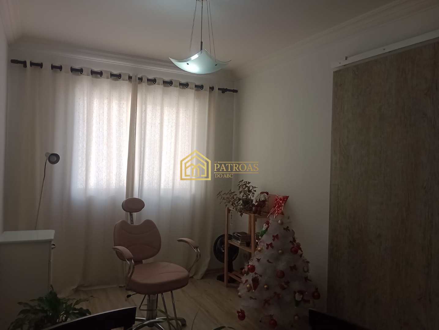 Apartamento à venda com 2 quartos, 56m² - Foto 13