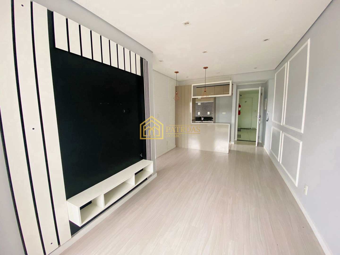 Apartamento para alugar com 2 quartos, 57m² - Foto 1