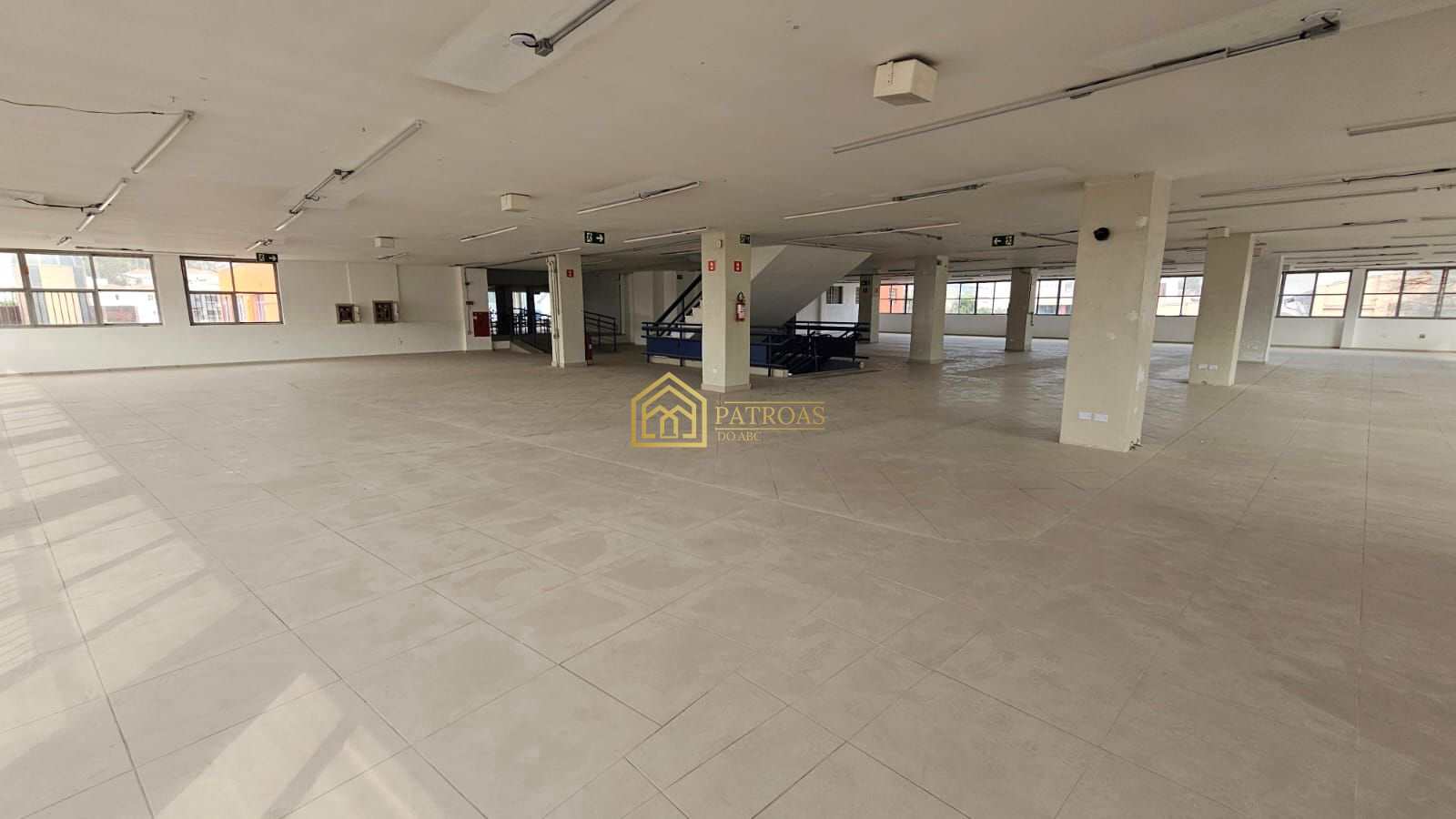 Prédio Inteiro para alugar, 3569m² - Foto 28