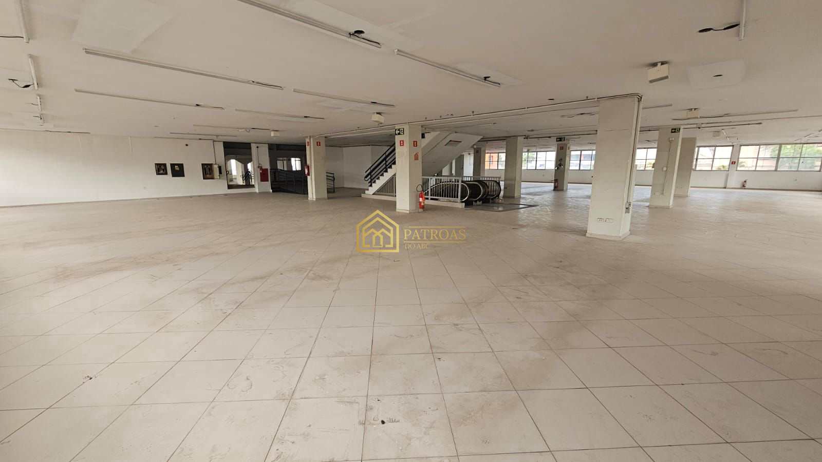 Prédio Inteiro para alugar, 3569m² - Foto 36